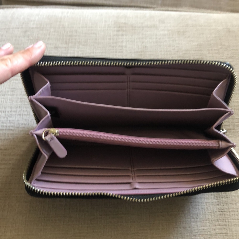Coach Wallet - Picture 8 of 15